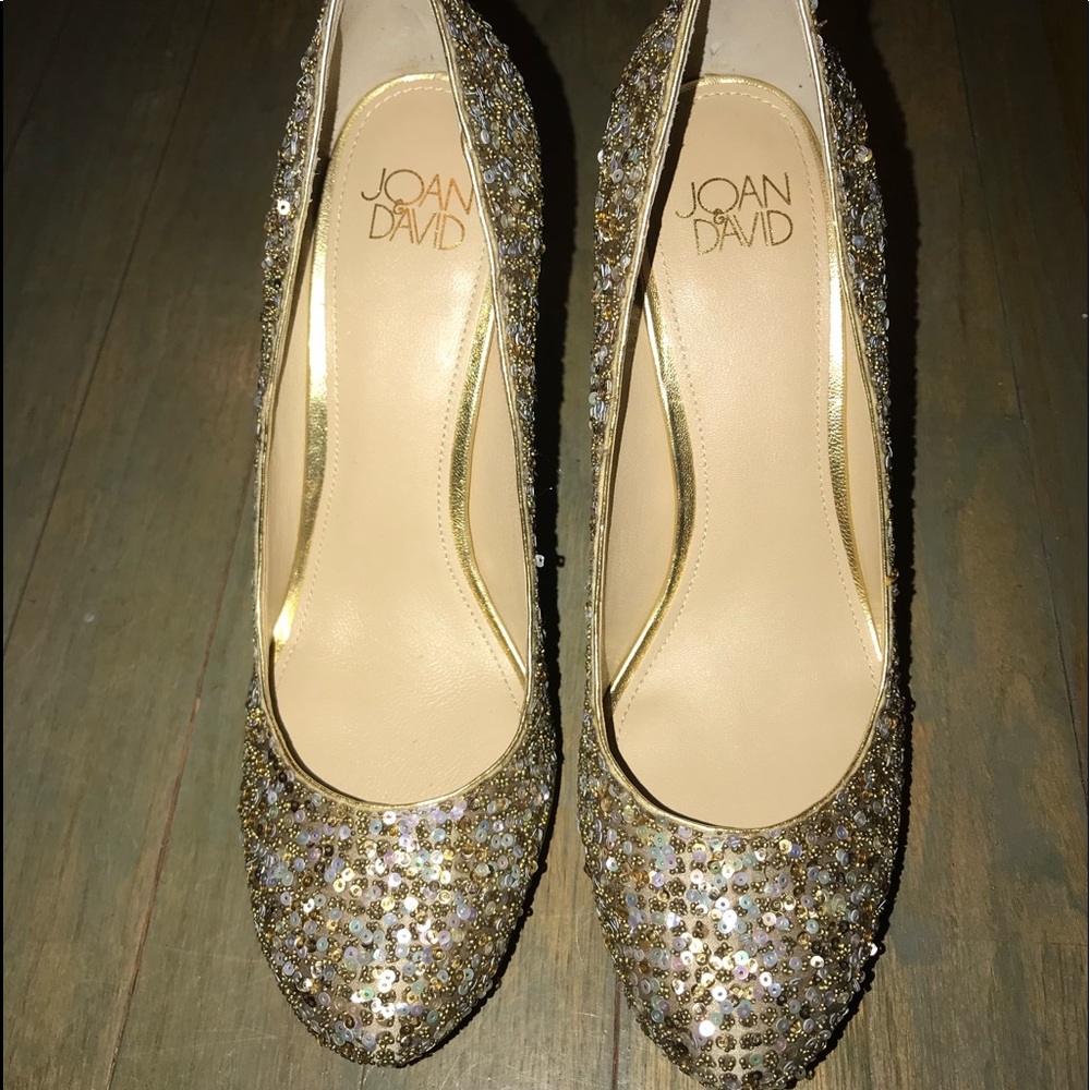 Pumps - Picture 2 of 2